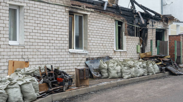 24/7 Emergency Fire Damage Removal experts in Fruitridge Pocket, CA